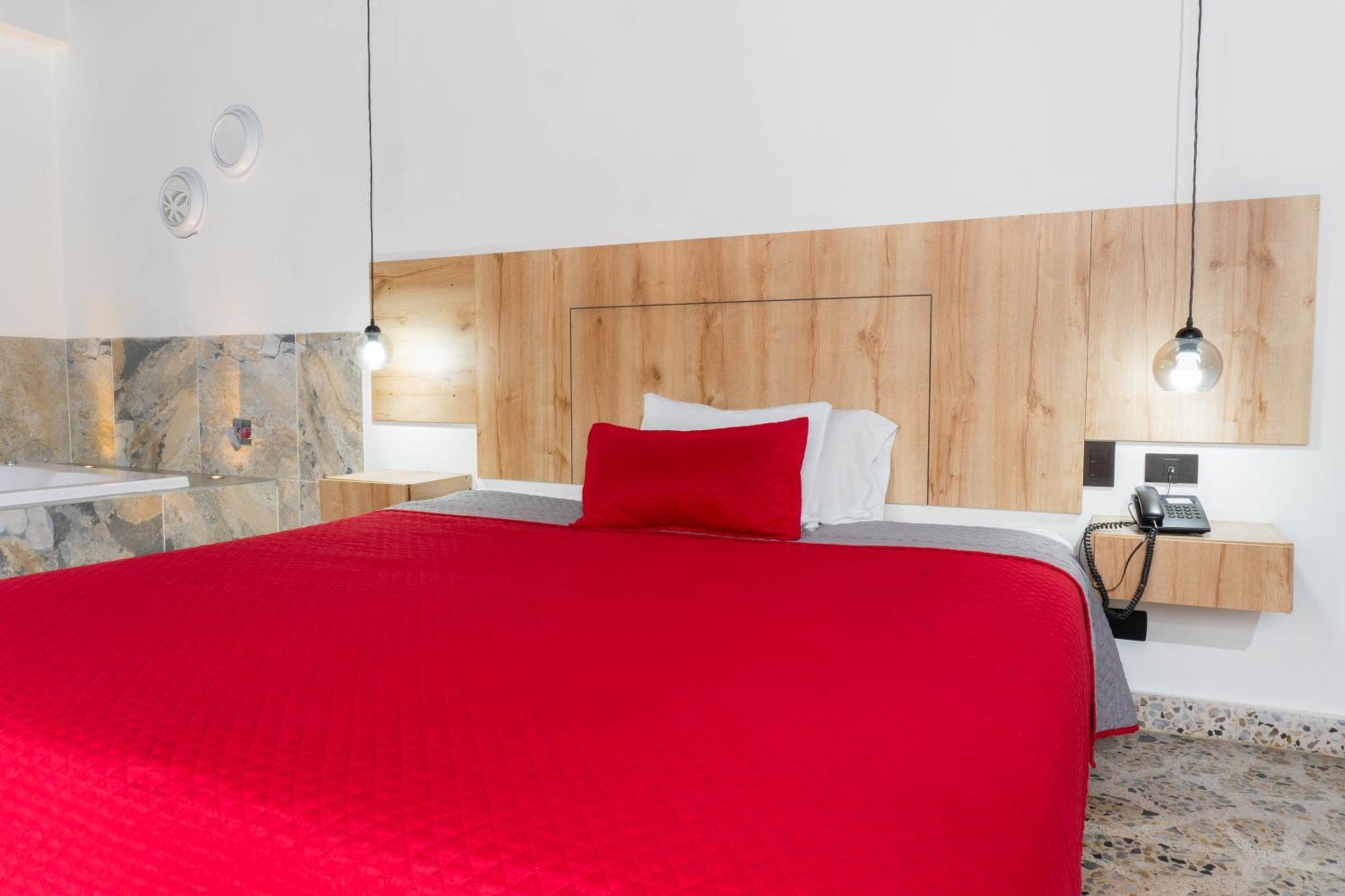 Hotel Ofix 메딜린 외부 사진