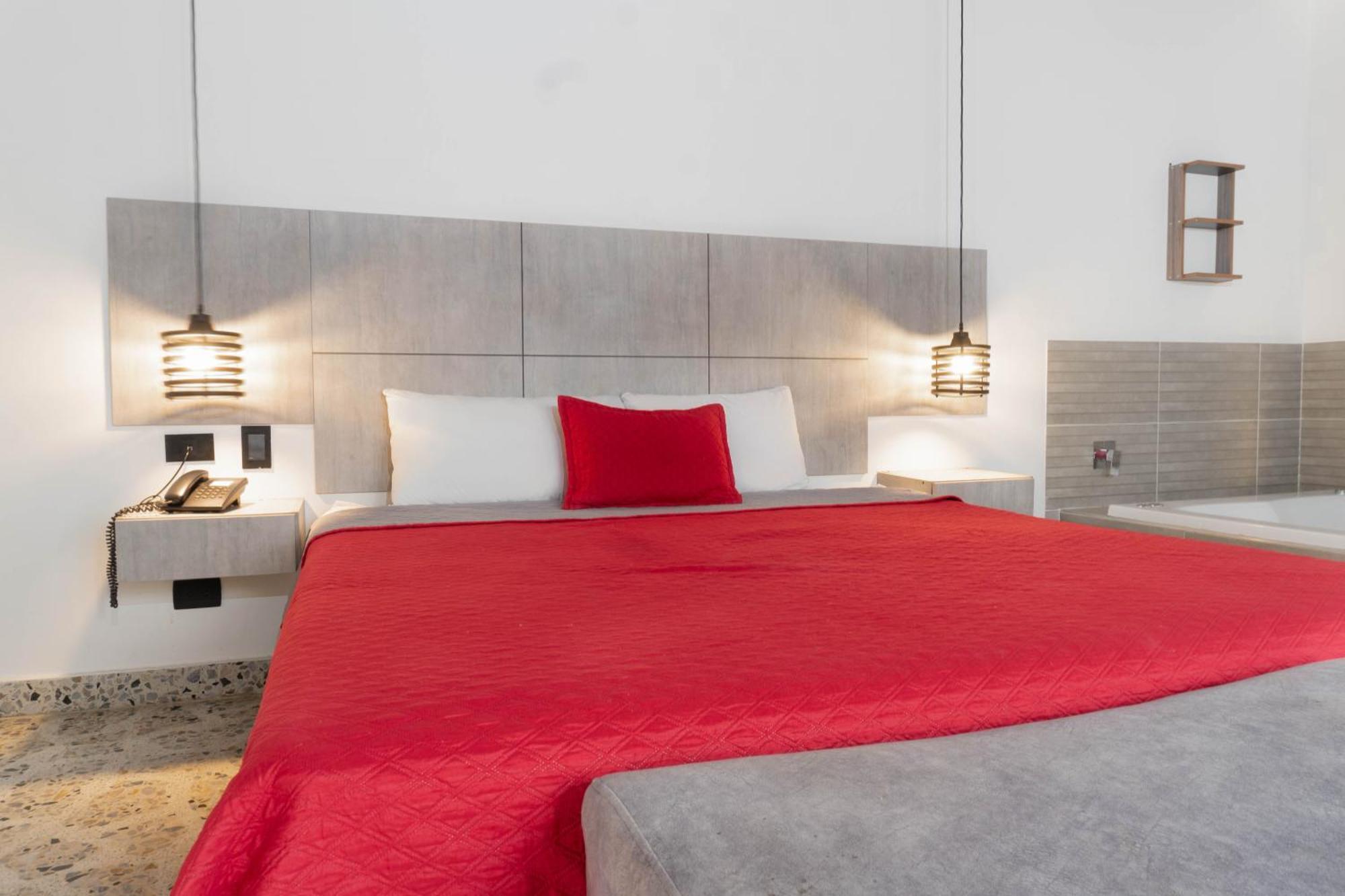 Hotel Ofix 메딜린 외부 사진