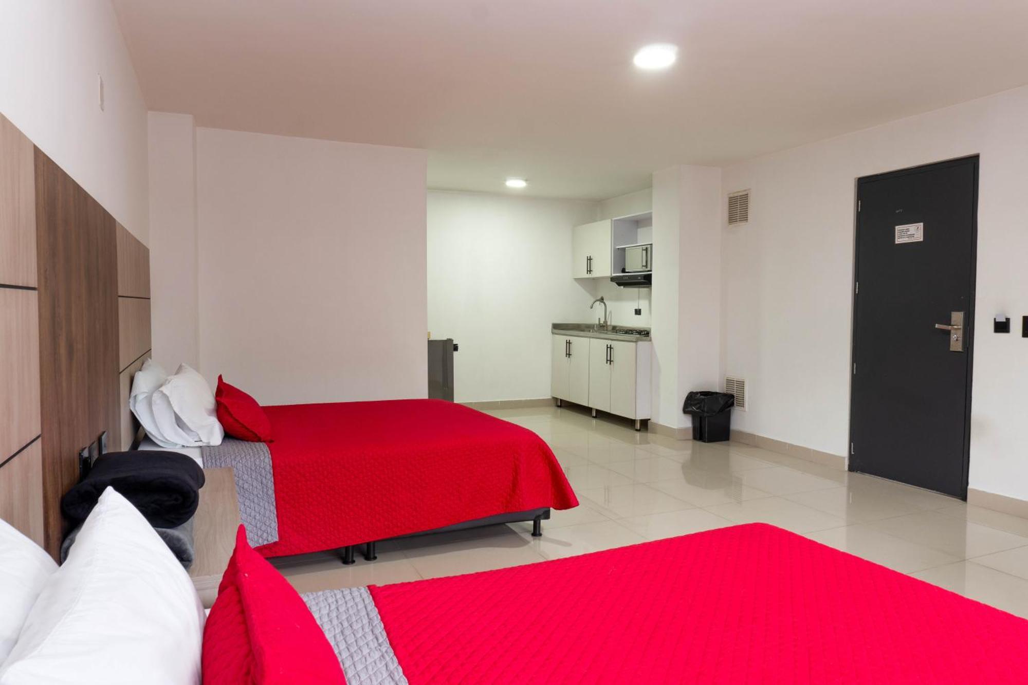 Hotel Ofix 메딜린 외부 사진